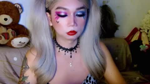 Snapshot of adorableslutxxx chatting on February 24, 12:20 am jasmine online show from February 24, 12:20 am