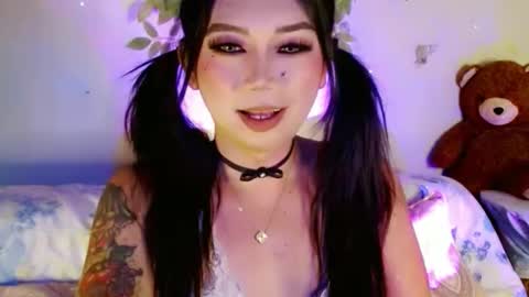 jasmine online show from October 20, 6:11 pm