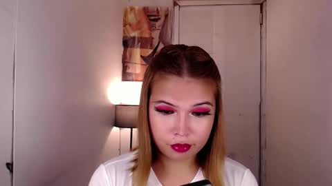 Snapshot of adorabletsforyouxx chatting on October 9, 7:37 pm adorabletsforyouxx online show from October 9, 7:37 pm