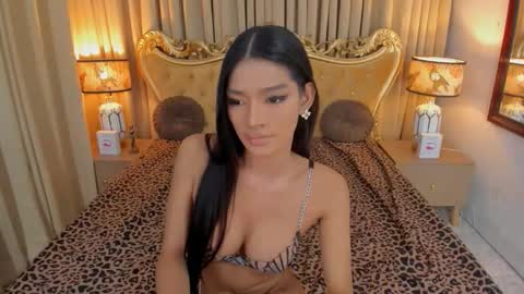 Snapshot of aela_washington chatting on October 9, 9:55 am Aela online show from October 9, 9:55 am