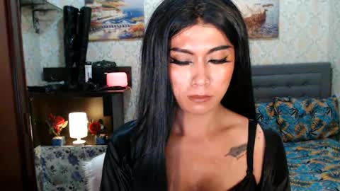 Snapshot of affairtoyourgoddesskhendra chatting on December 13, 6:10 am Dominant Goddess Contessa online show from December 13, 6:10 am