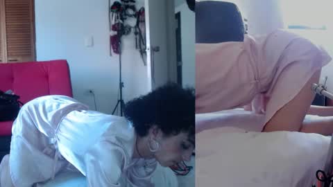 Snapshot of afroditacute16 chatting on September 23, 8:04 pm afroditacute16 online show from September 23, 8:04 pm