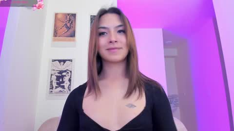 Snapshot of agathauwuart chatting on December 3, 4:10 am Agatha online show from December 3, 4:10 am