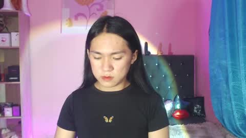 Snapshot of ahmrigrande chatting on February 2, 2:34 pm Ahmri online show from February 2, 2:34 pm