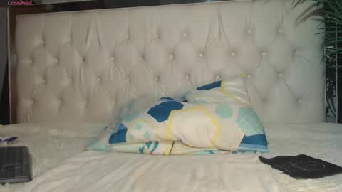 AIDAN online show from October 18, 12:03 am