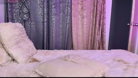 Snapshot of aisha_grace chatting on January 23, 2:23 am Ash INDEPENDET MODEL online show from January 23, 2:23 am