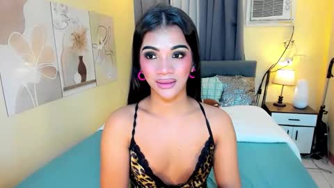 Snapshot of akira_heleana_nastyxx chatting on September 13, 2:39 am AYESHA CUTE NOT INTO CHEAP online show from September 13, 2:39 am