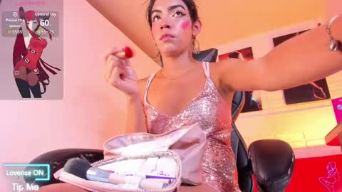 Snapshot of alahia__rodriguez chatting on September 21, 3:01 am Alahia Rodriguez online show from September 21, 3:01 am