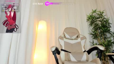 Snapshot of alanakimura_ chatting on September 13, 10:04 pm Alana silvana online show from September 13, 10:04 pm
