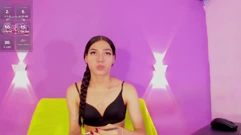 Snapshot of alanarosee___ chatting on September 29, 1:00 pm Alanaa Rosee online show from September 29, 1:00 pm