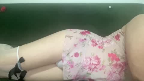 alarasissy online show from October 20, 10:40 am