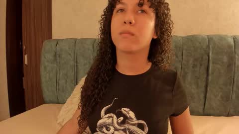 Aleera online show from February 16, 7:01 pm