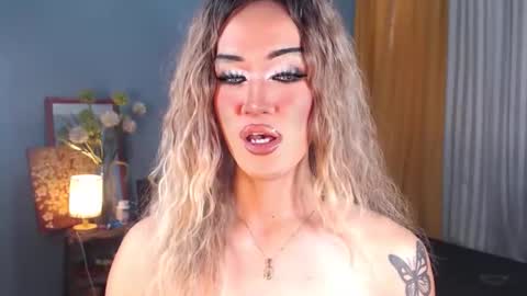 aleinacroft online show from November 13, 2:21 am