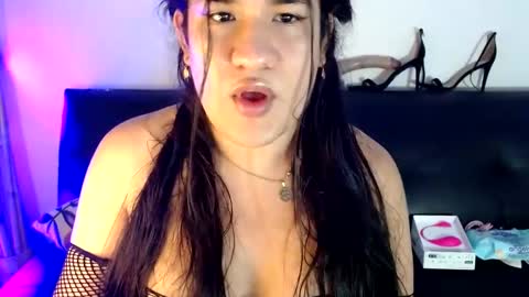 Snapshot of aleisha_10 chatting on December 31, 9:50 pm ALEXANDRA online show from December 31, 9:50 pm