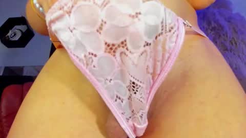 Snapshot of aleja_rogers996 chatting on October 2, 10:31 pm Alejandra online show from October 2, 10:31 pm