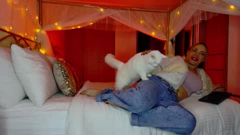 ALEJADOLLTS online show from January 31, 11:58 pm