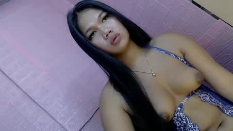 Kimmygirl online show from December 27, 4:44 pm