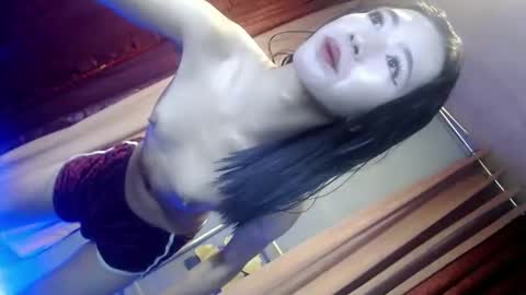 Snapshot of alesharios chatting on September 16, 10:42 am Alesha online show from September 16, 10:42 am