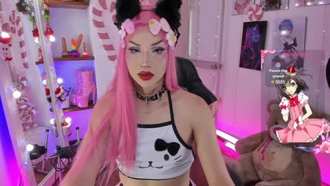 Snapshot of alessandra_thedoll chatting on December 5, 6:49 pm Alessa online show from December 5, 6:49 pm