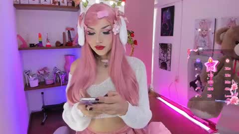 Snapshot of alessandra_thedoll chatting on February 23, 7:07 pm Alessa online show from February 23, 7:07 pm