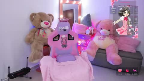 Alessa online show from November 10, 7:15 pm