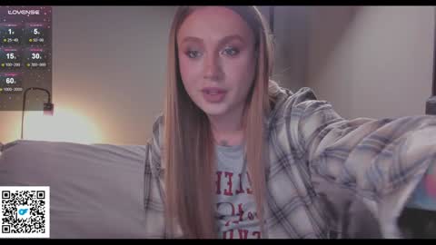 Snapshot of alexashowcum chatting on December 23, 6:27 pm Alexa online show from December 23, 6:27 pm