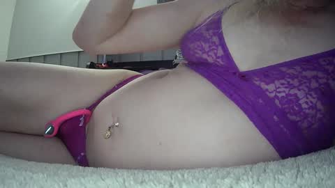 Snapshot of alexassts chatting on October 1, 10:10 pm alexass online show from October 1, 10:10 pm