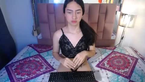 Snapshot of alexis_brown11 chatting on September 26, 2:08 am -- ALEXIS -- online show from September 26, 2:08 am