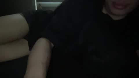 Snapshot of alextran665 chatting on January 3, 8:32 pm Your Anime T Girl online show from January 3, 8:32 pm