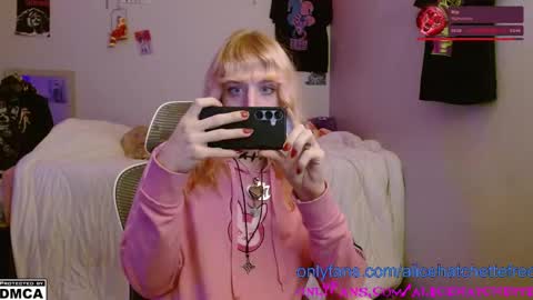 Alice Hatchette online show from October 17, 11:58 am