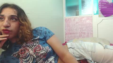 Snapshot of alice_magnus chatting on January 15, 6:40 pm alice online show from January 15, 6:40 pm