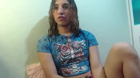 Snapshot of alice_magnus chatting on February 4, 6:06 pm alice online show from February 4, 6:06 pm