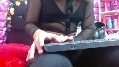 alice online show from October 14, 11:55 am