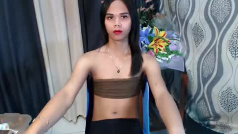 aliexagrey online show from February 15, 6:28 pm