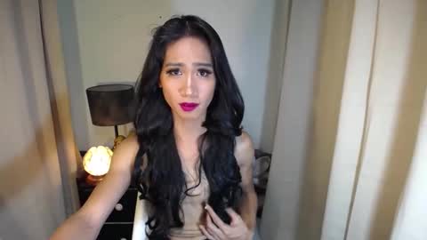 Snapshot of allday_mistress chatting on December 15, 7:31 pm trina online show from December 15, 7:31 pm