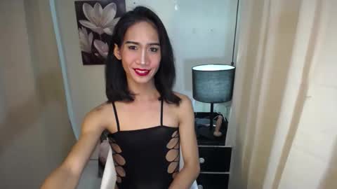 Snapshot of allday_mistress chatting on January 7, 1:21 pm trina online show from January 7, 1:21 pm