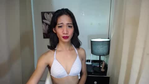 Snapshot of allday_mistress chatting on January 10, 8:04 pm trina online show from January 10, 8:04 pm