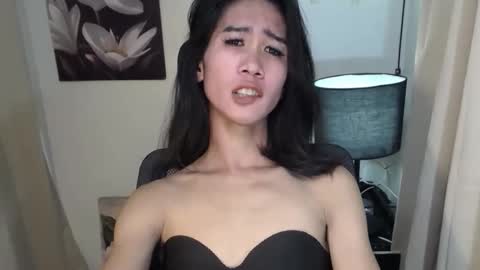 Snapshot of allday_mistress chatting on February 13, 12:05 am trina online show from February 13, 12:05 am