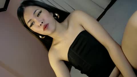 Snapshot of alove_too_last chatting on December 23, 5:17 am LEXY online show from December 23, 5:17 am