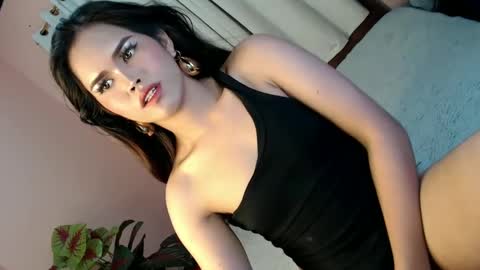 Snapshot of alove_too_last chatting on January 7, 1:54 pm LEXY online show from January 7, 1:54 pm