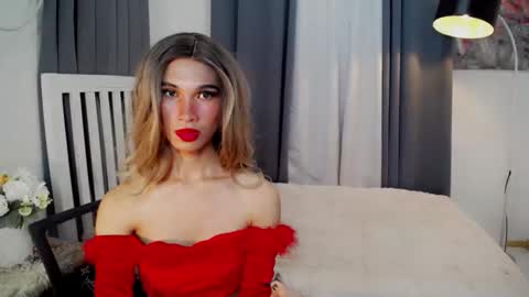 Snapshot of althea_fox chatting on October 5, 11:22 am althea online show from October 5, 11:22 am
