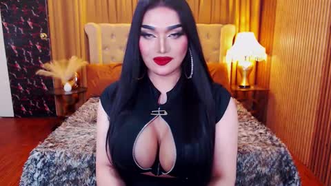 Snapshot of alurajhenson chatting on September 10, 7:24 pm Alura Jhenson online show from September 10, 7:24 pm