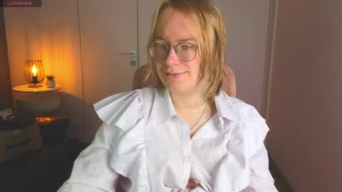 Hi im Amanda online show from June 3, 1:56 pm