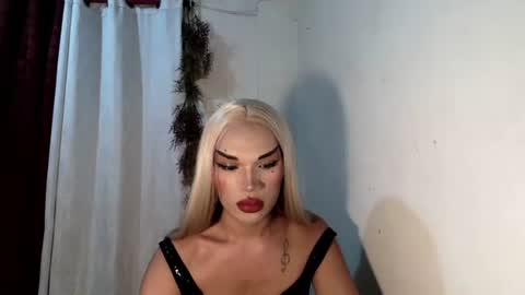 Amanda online show from October 11, 12:29 pm