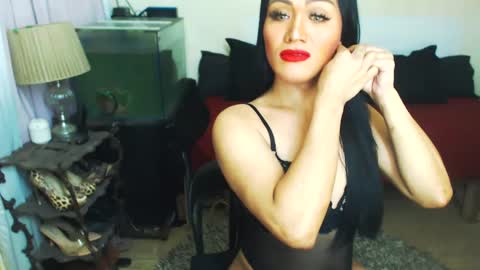 Snapshot of amandawildsexxx chatting on February 25, 12:36 am Suzie online show from February 25, 12:36 am
