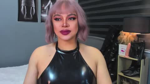 Snapshot of amazingfatcock_ts chatting on December 9, 9:49 am MISS JAZMINE QUEEN OF HELLFIRE online show from December 9, 9:49 am