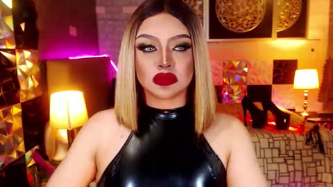 Snapshot of amazingfatcock_ts chatting on October 4, 10:32 pm MISS JAZMINE QUEEN OF HELLFIRE online show from October 4, 10:32 pm