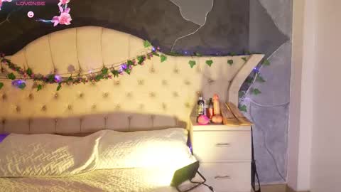 Ambar online show from November 23, 5:09 am