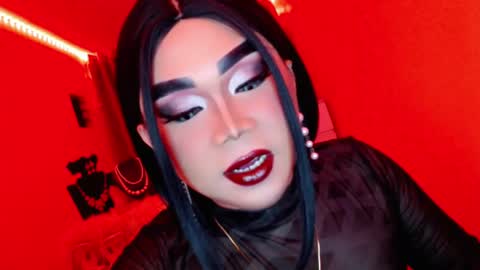 Snapshot of amiadoll chatting on March 10, 12:17 pm Queen Mireska online show from March 10, 12:17 pm