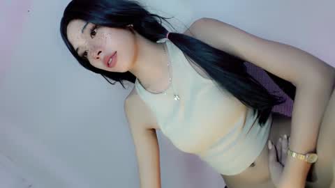 Snapshot of amor_pleasure chatting on December 9, 12:01 am Belle Tylor online show from December 9, 12:01 am